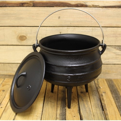 Potjie Cast Iron Flat Pot - 5 Quart Size 1